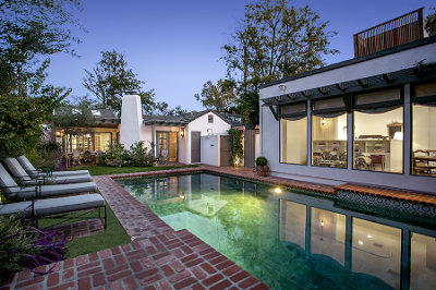 Property Real Estate- Pool/Lounge